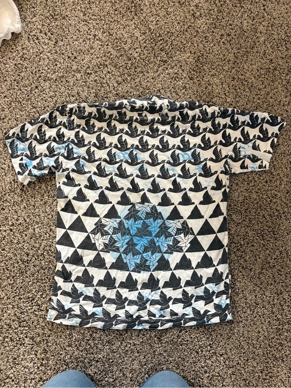 Vintage Men's Short Sleeve Geometric Print Tee in Blue & Black